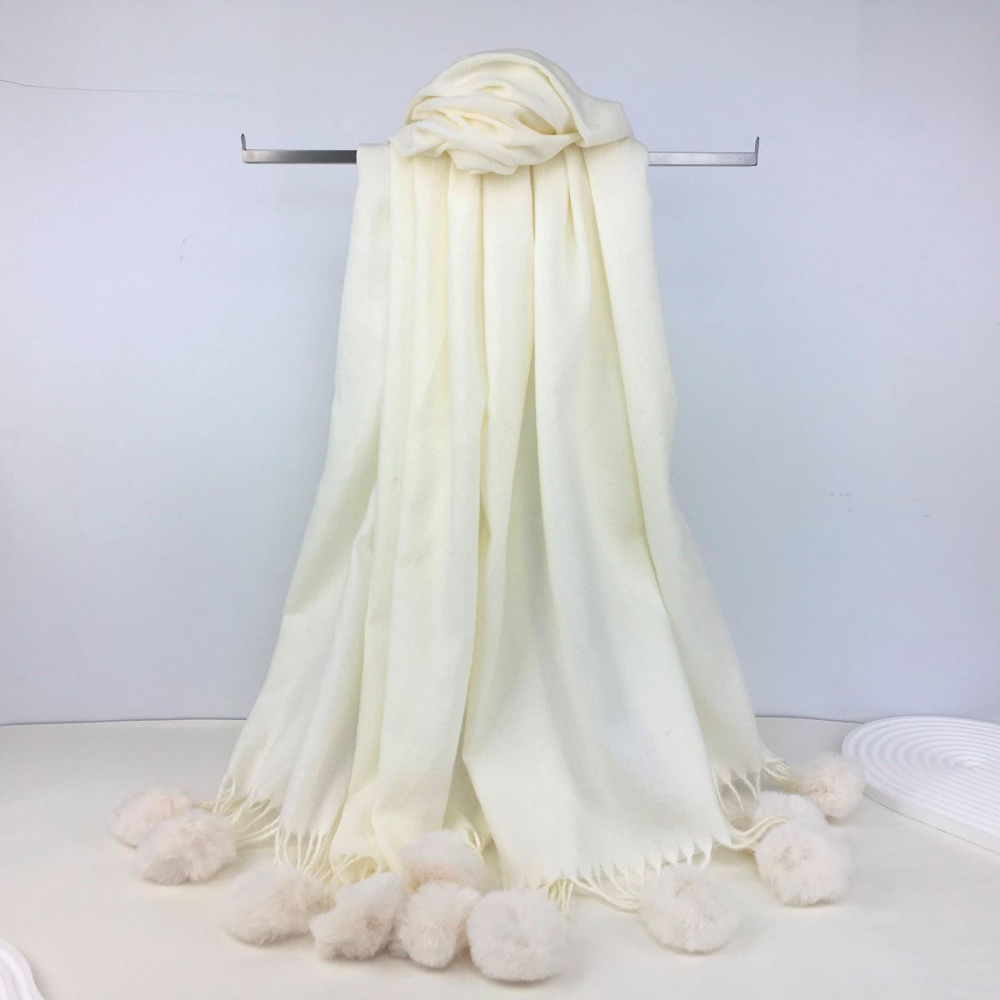 Reevo 235 101 20 White Scarf