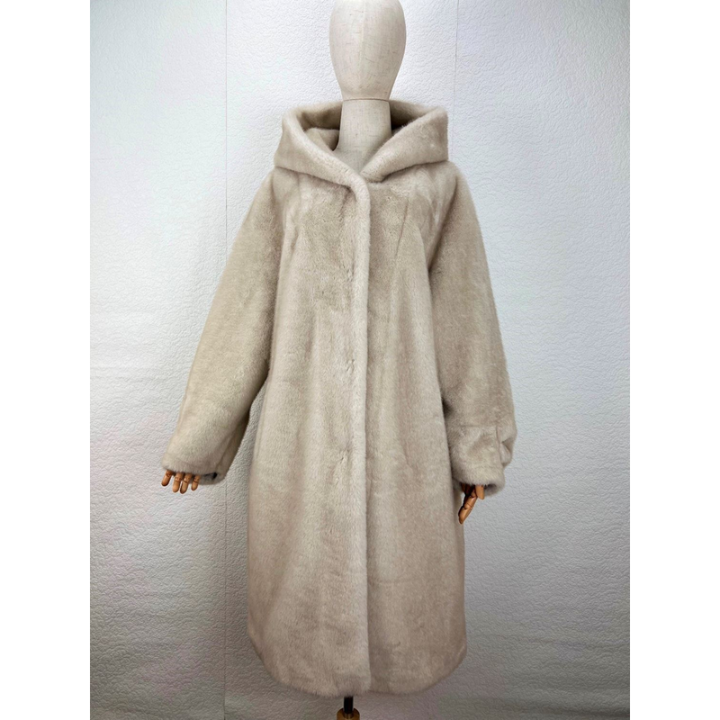 Reevo CA1024 Beige Coat