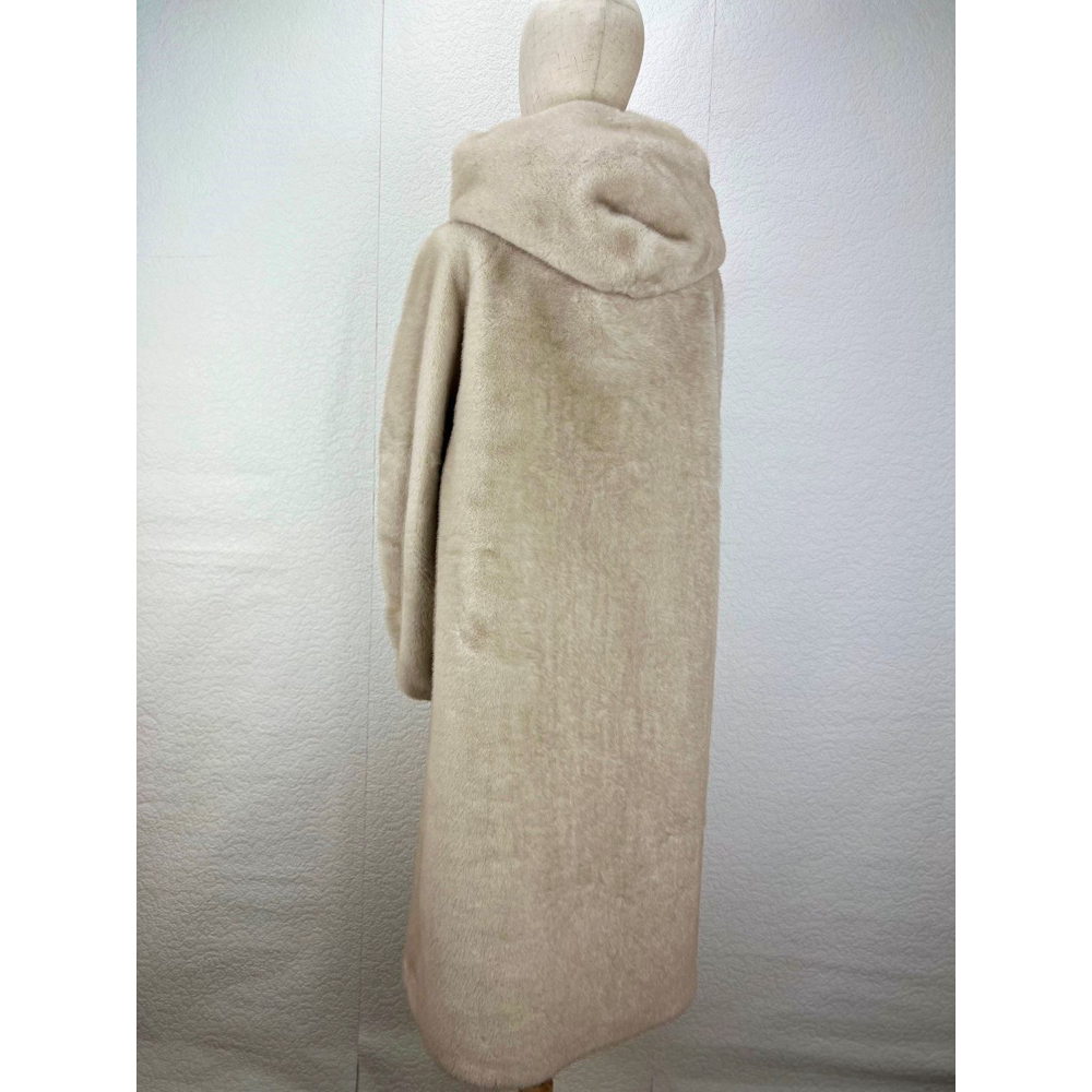 Reevo CA1024 Beige Coat