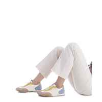 XTI 145213 Yellow Trainers