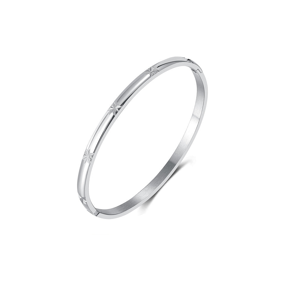 White Leaf Engraved Star Detail Bangle In Silver (BLN289S)