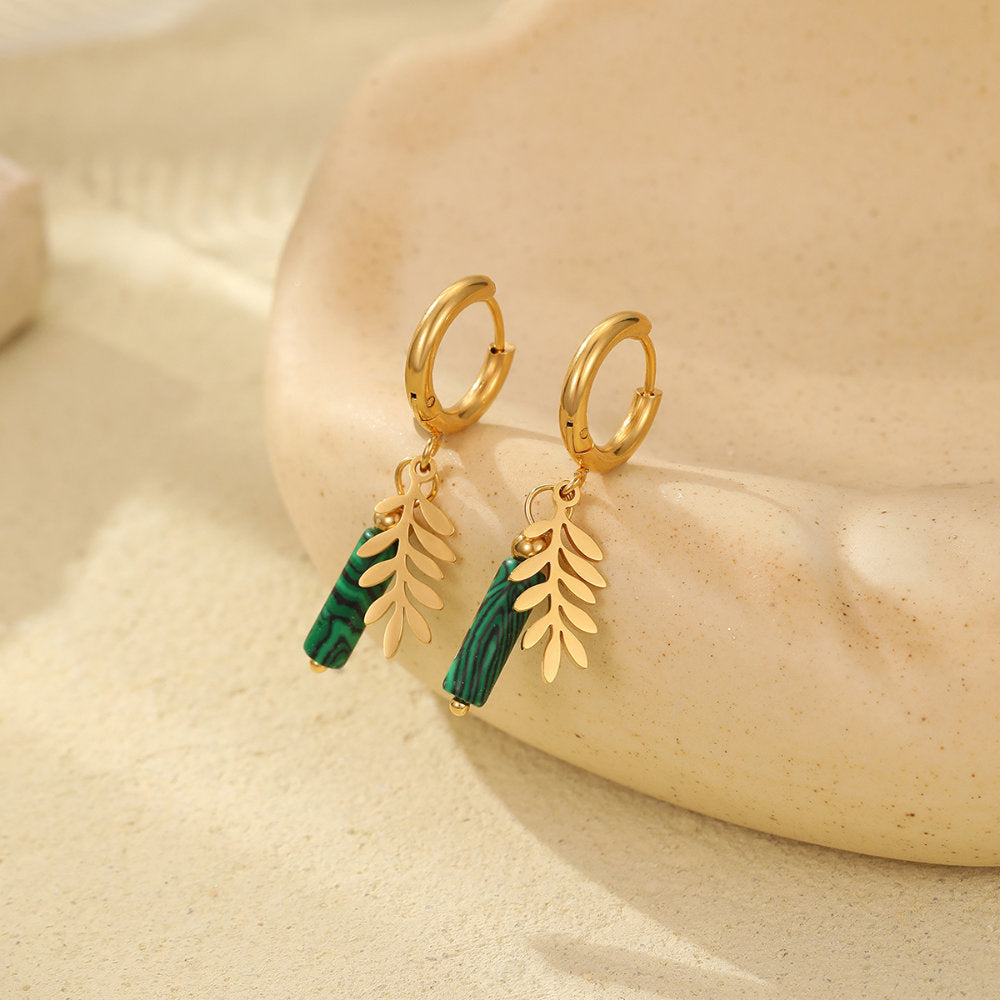 White Leaf Natural Stone And Leaf Drop Earring In Green & Gold (EAN558G)