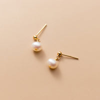 White Leaf Minimalist Freshwater Pearl Drop Earring In Gold Plated Sterling Silver (EAN574G)
