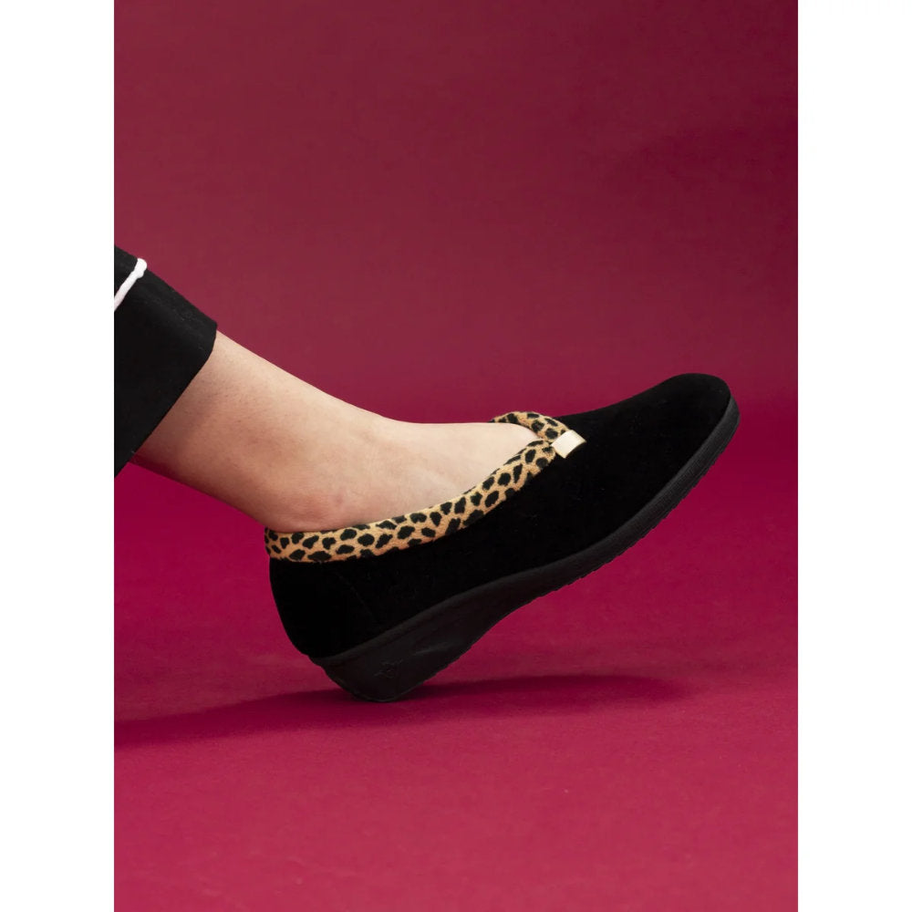 Lunar Paloma Black Ocelot Trim Slipper KLA005 BK
